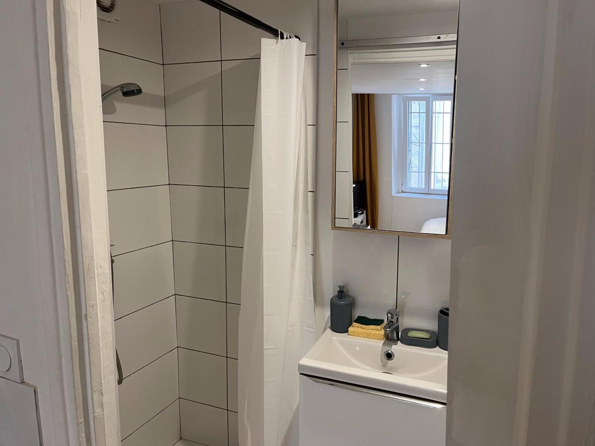 Studio Equipe Confort Proche De Toutes Commodites La Seyne-sur-Mer Extérieur photo